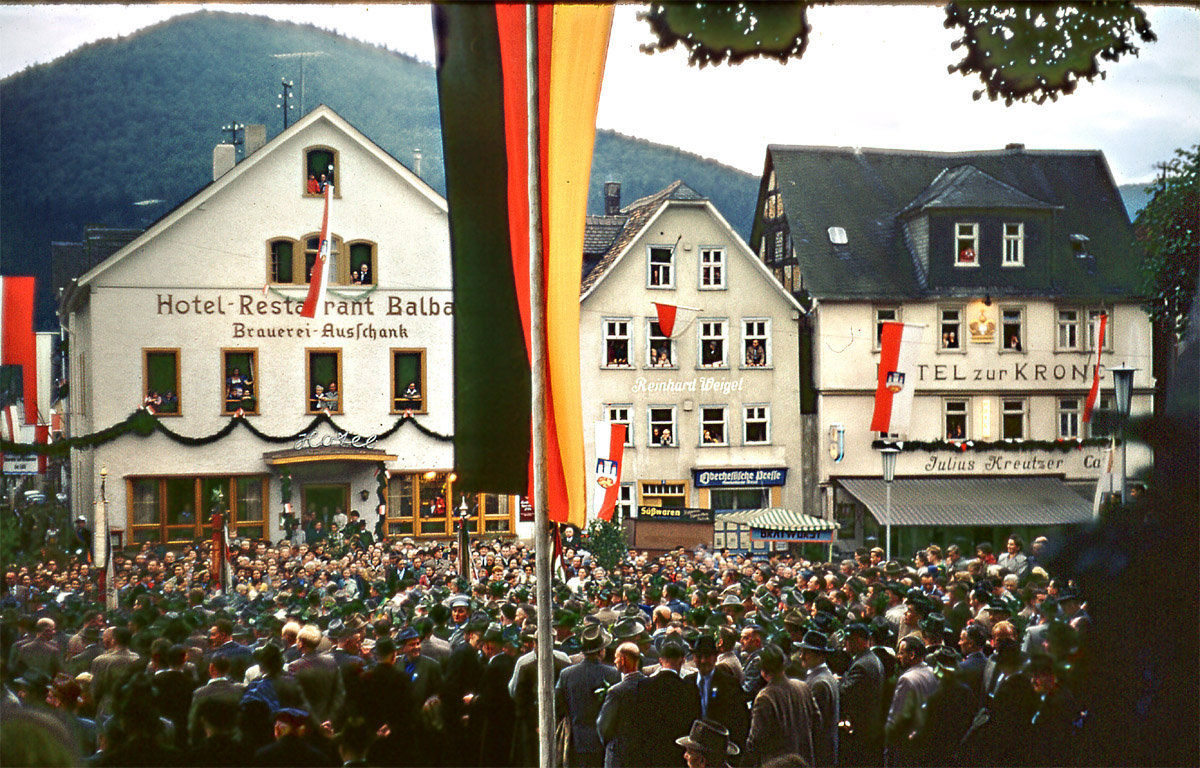 Grenzgang in Biedenkopf 1956 - Marketplatz on Day 1